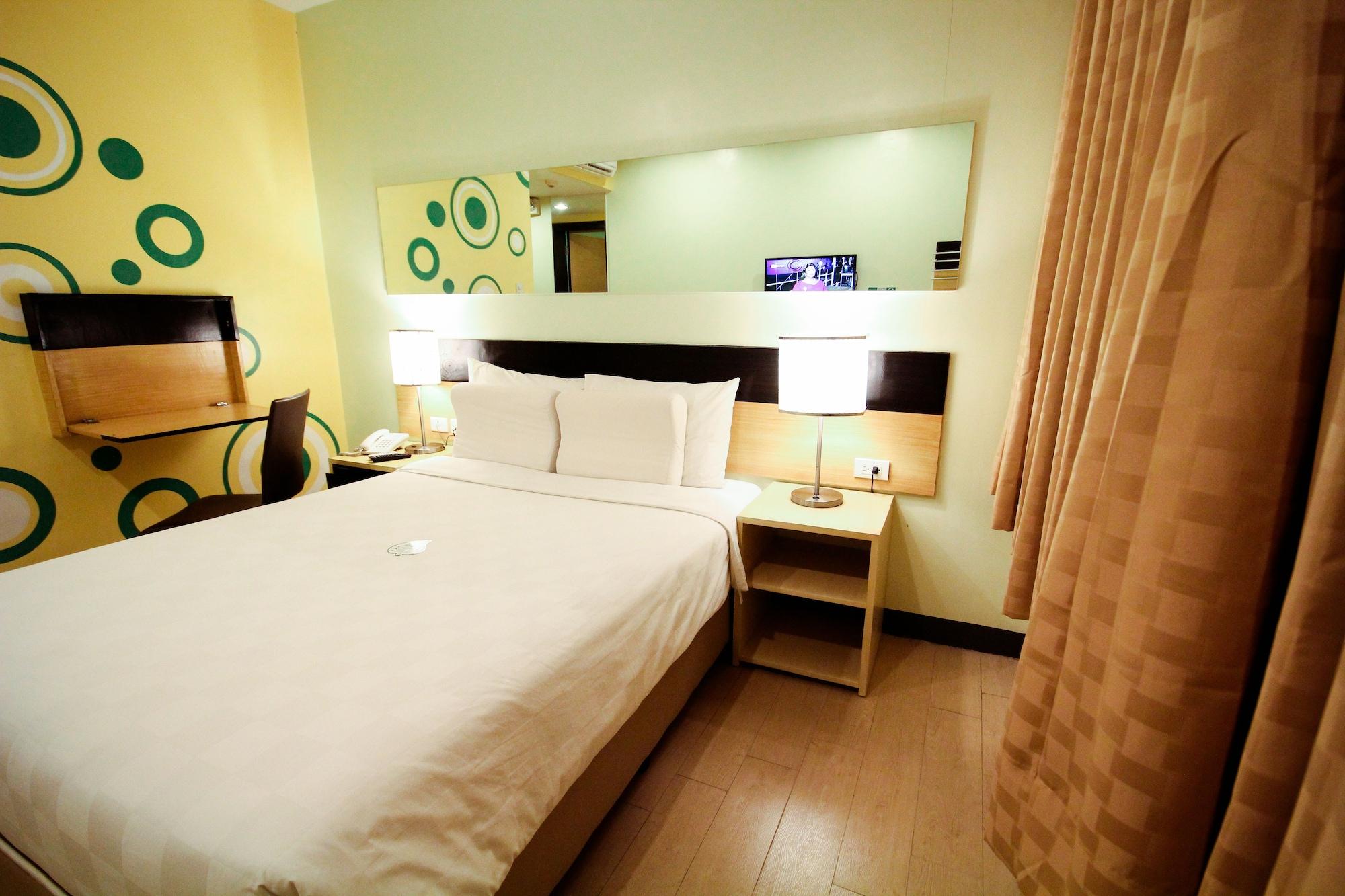 Go Hotels Iloilo Luaran gambar