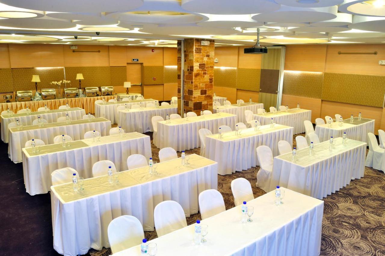Go Hotels Iloilo Luaran gambar