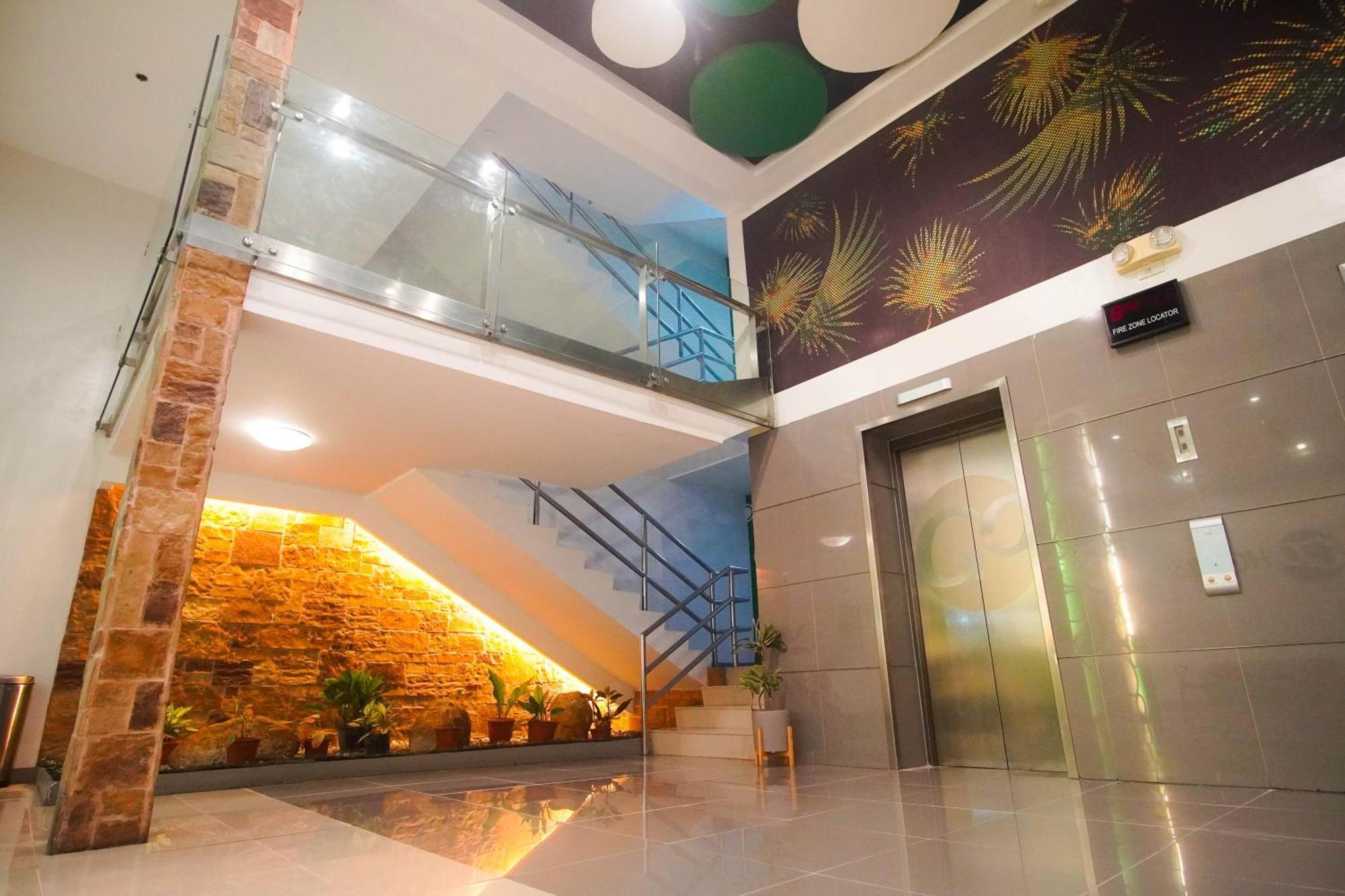 Go Hotels Iloilo Luaran gambar